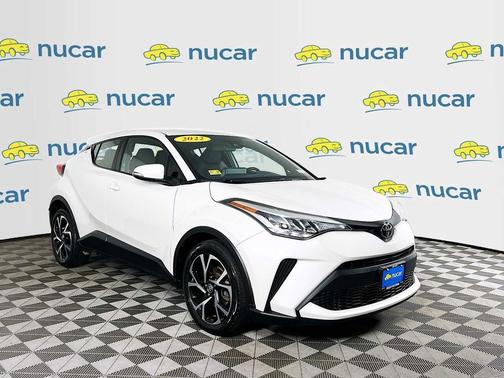 Wind Chill Pearl 2022 Toyota C-HR XLE