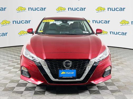 Scarlet Ember Tintcoat 2022 Nissan Altima 2.5 SV