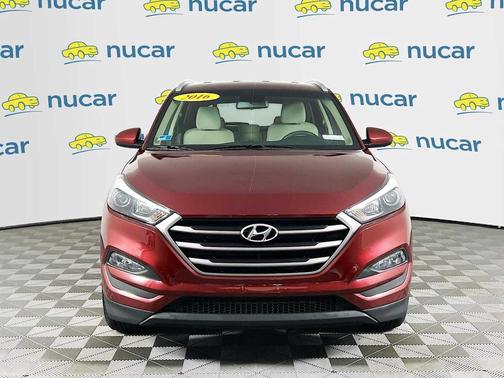 2016 Hyundai TUCSON SE