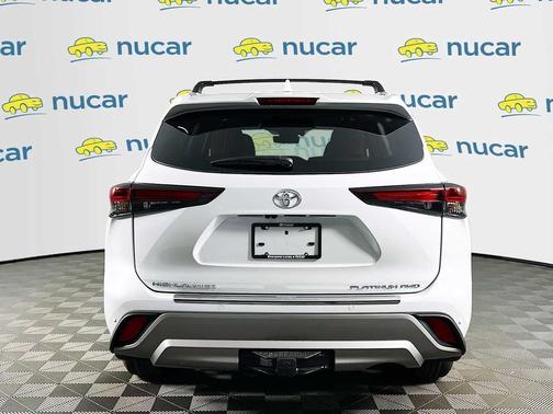 Wind Chill Pearl 2026 Toyota Highlander Platinum