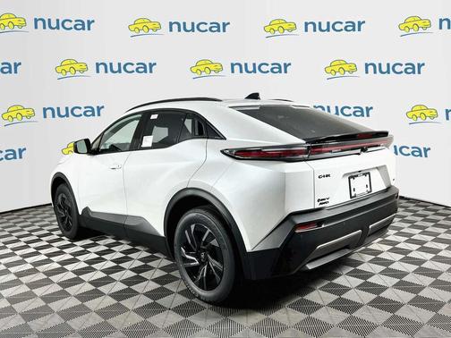 Wind Chill Pearl 2026 Toyota C-HR SE