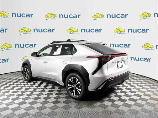 2025 Toyota bZ4X XLE