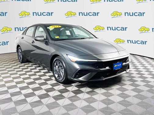 Amazon Gray 2024 Hyundai ELANTRA SEL