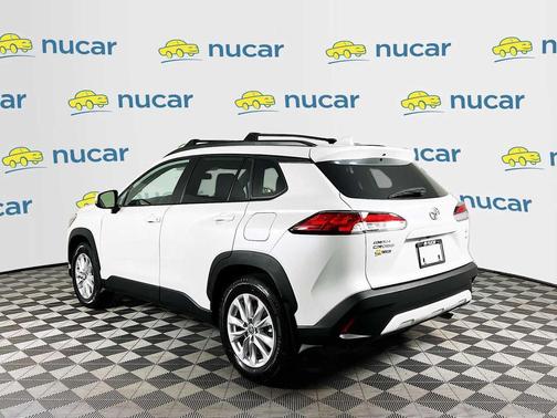 2023 Toyota Corolla Cross LE