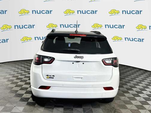 Bright White Clearcoat 2023 Jeep Compass High Altitude