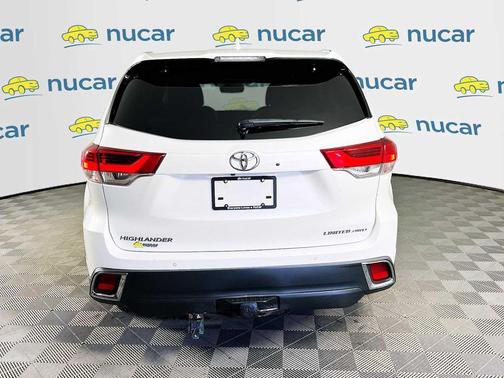 2017 Toyota Highlander Limited