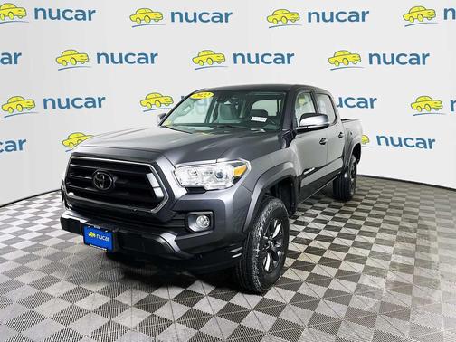 2022 Toyota Tacoma SR5