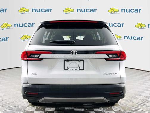 2024 Toyota Grand Highlander Platinum