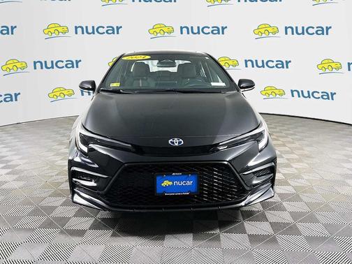 2024 Toyota Corolla Hybrid SE