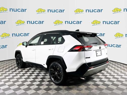 2025 Toyota RAV4 Hybrid SE