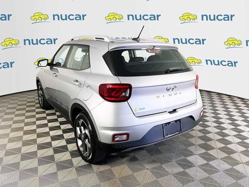 Shimmering Silver 2024 Hyundai VENUE SEL