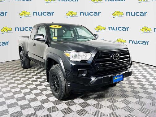 2019 Toyota Tacoma SR