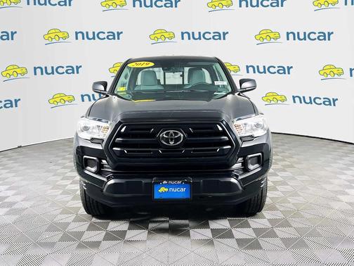 2019 Toyota Tacoma SR