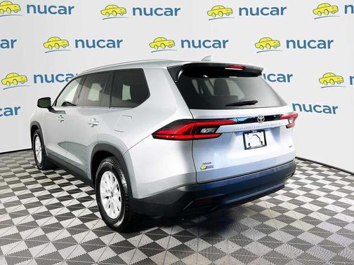 2025 Toyota Grand Highlander XLE