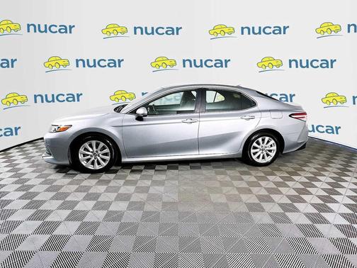 Celestial Silver Metallic 2019 Toyota Camry LE