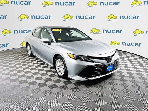 Celestial Silver Metallic 2019 Toyota Camry LE