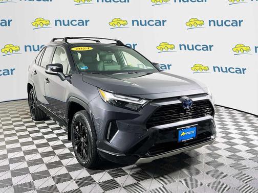 2024 Toyota RAV4 Hybrid SE