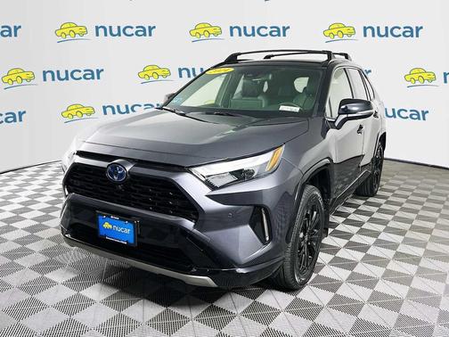 2024 Toyota RAV4 Hybrid SE