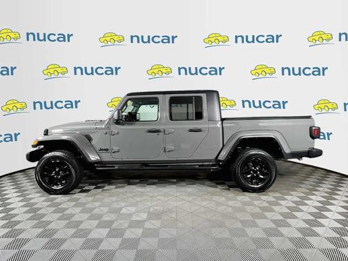 Sting-Gray Clearcoat 2023 Jeep Gladiator Sport S