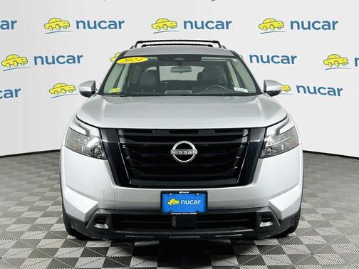 Brilliant Silver Metallic 2024 Nissan Pathfinder SV 4WD
