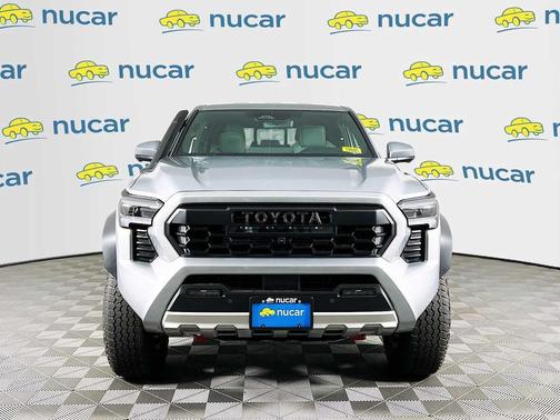 2025 Toyota Tacoma Hybrid Trailhunter