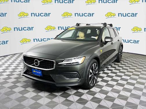 2020 Volvo V60 Cross Country T5