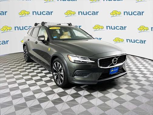 2020 Volvo V60 Cross Country T5