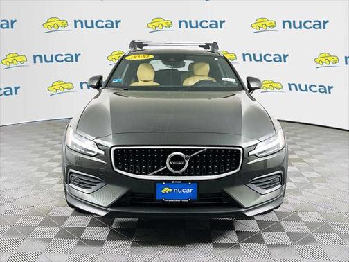 2020 Volvo V60 Cross Country T5