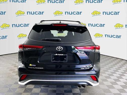 2022 Toyota Highlander XSE