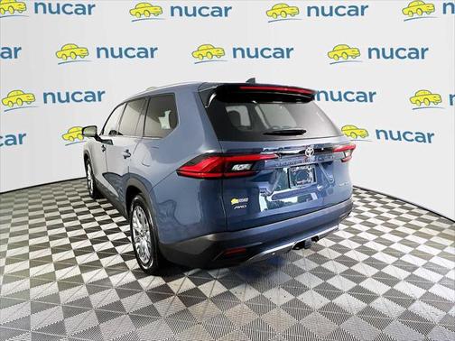 2024 Toyota Grand Highlander Platinum