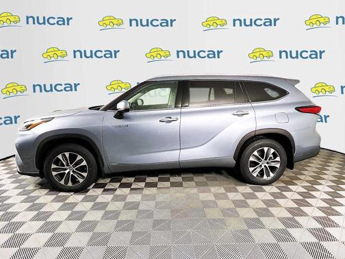 2021 Toyota Highlander Hybrid XLE