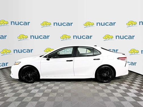 2020 Toyota Camry SE