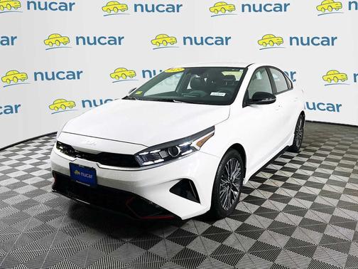 Snow White Pearl 2023 Kia Forte GT-Line