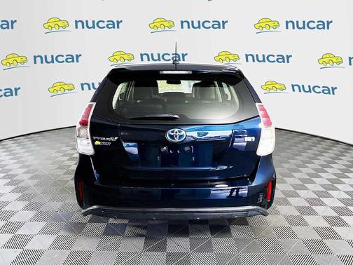 2017 Toyota Prius v Four