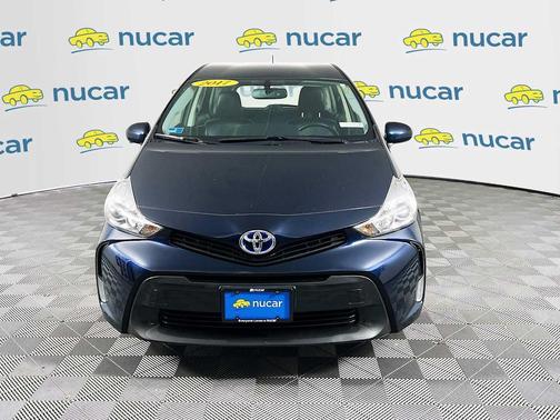 2017 Toyota Prius v Four