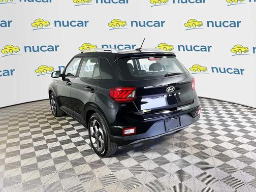 Onyx Black 2025 Hyundai VENUE SEL