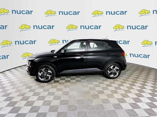 Onyx Black 2025 Hyundai VENUE SEL