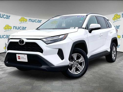 2023 Toyota RAV4 XLE