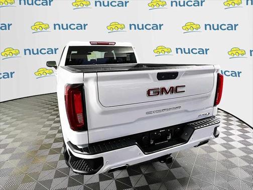 2022 GMC Sierra 1500 AT4