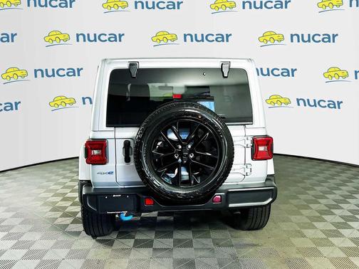 Silver Zynith Clearcoat 2023 Jeep Wrangler 4xe Sahara