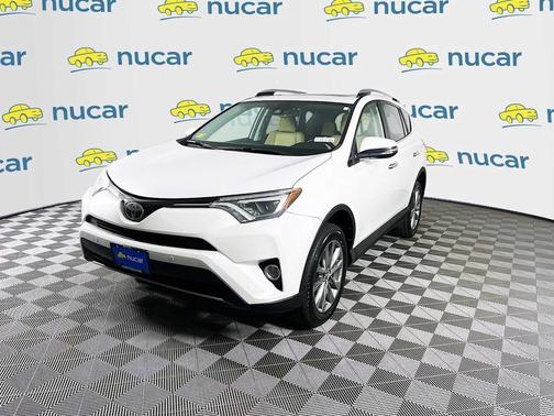 Blizzard Pearl 2017 Toyota RAV4 Limited