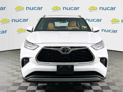 Wind Chill Pearl 2026 Toyota Highlander Platinum