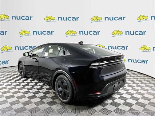 2025 Toyota Prius L