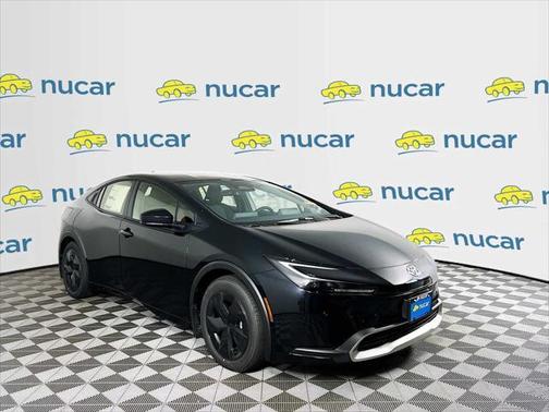 2025 Toyota Prius L
