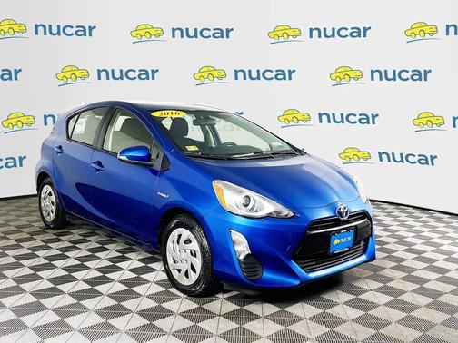 2016 Toyota Prius c Two