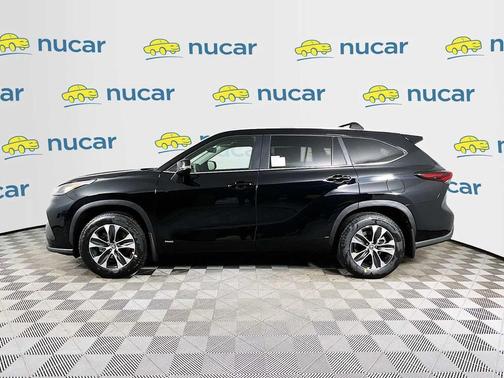 2026 Toyota Highlander Hybrid XLE