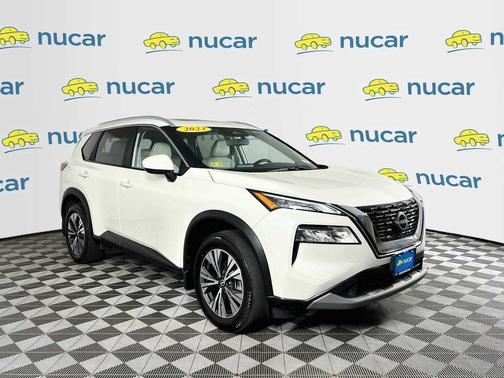 Pearl White Tricoat 2023 Nissan Rogue SV
