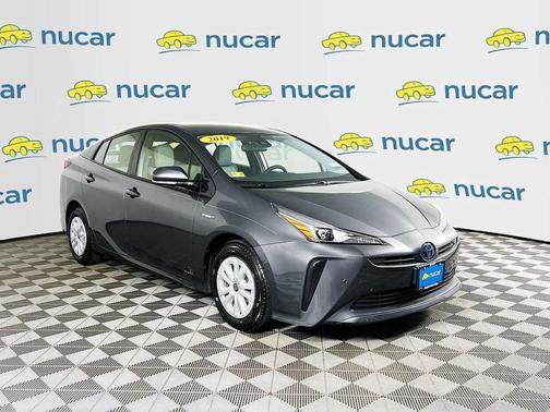 Magnetic Gray Metallic 2019 Toyota Prius LE