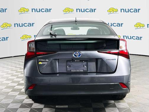 Magnetic Gray Metallic 2019 Toyota Prius LE