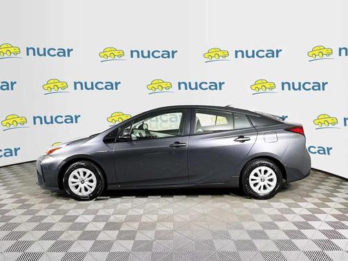 Magnetic Gray Metallic 2019 Toyota Prius LE